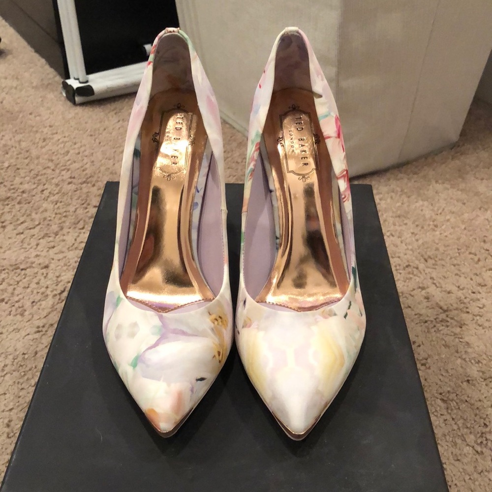 **sold** Brand new Ted baker heels